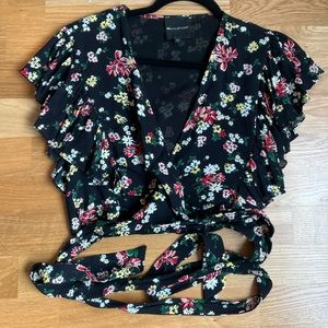 FLORAL WRAP CROP TOP